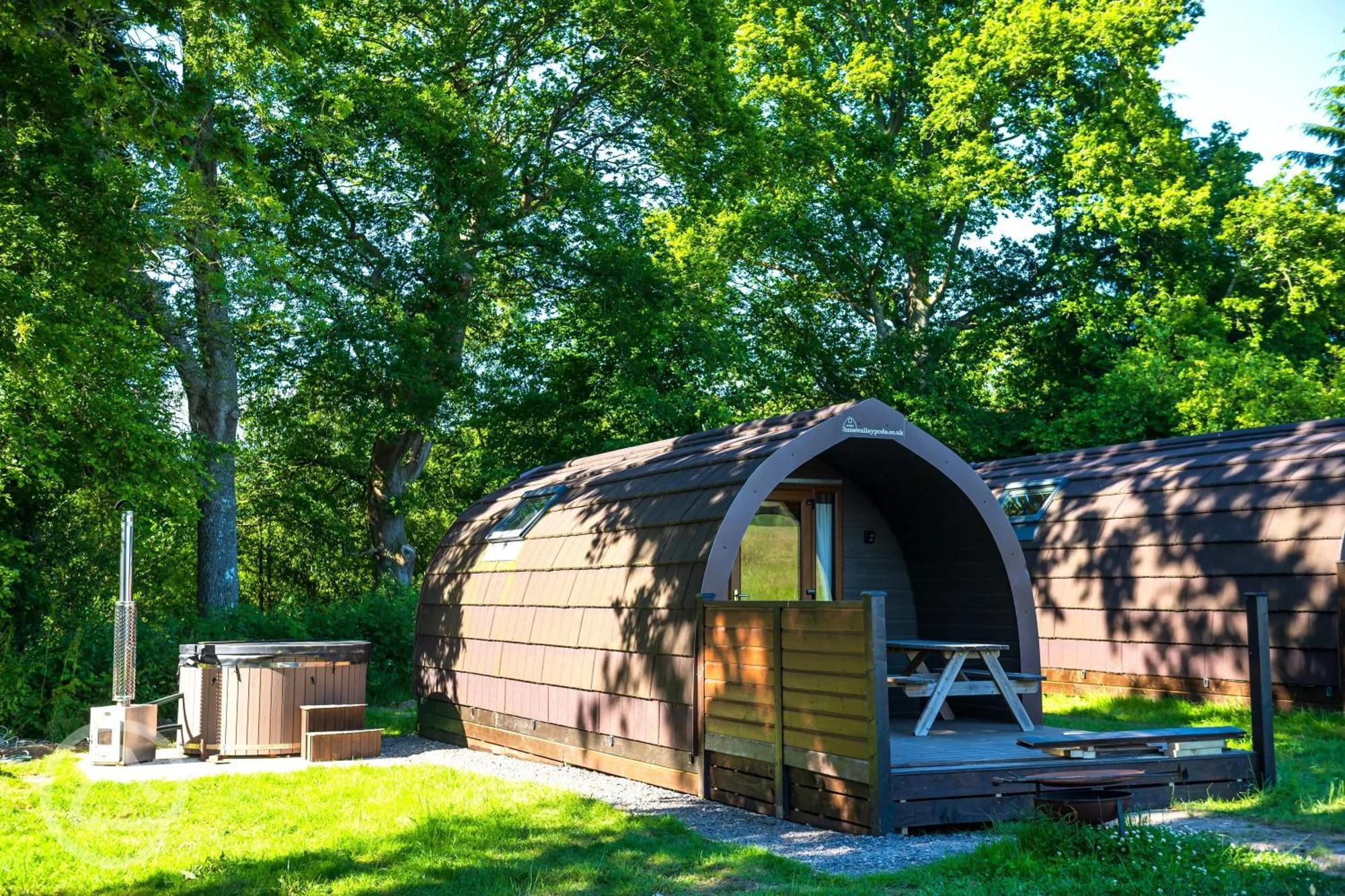 Missin' Link Glamping Hotel West Hoathley Kültér fotó